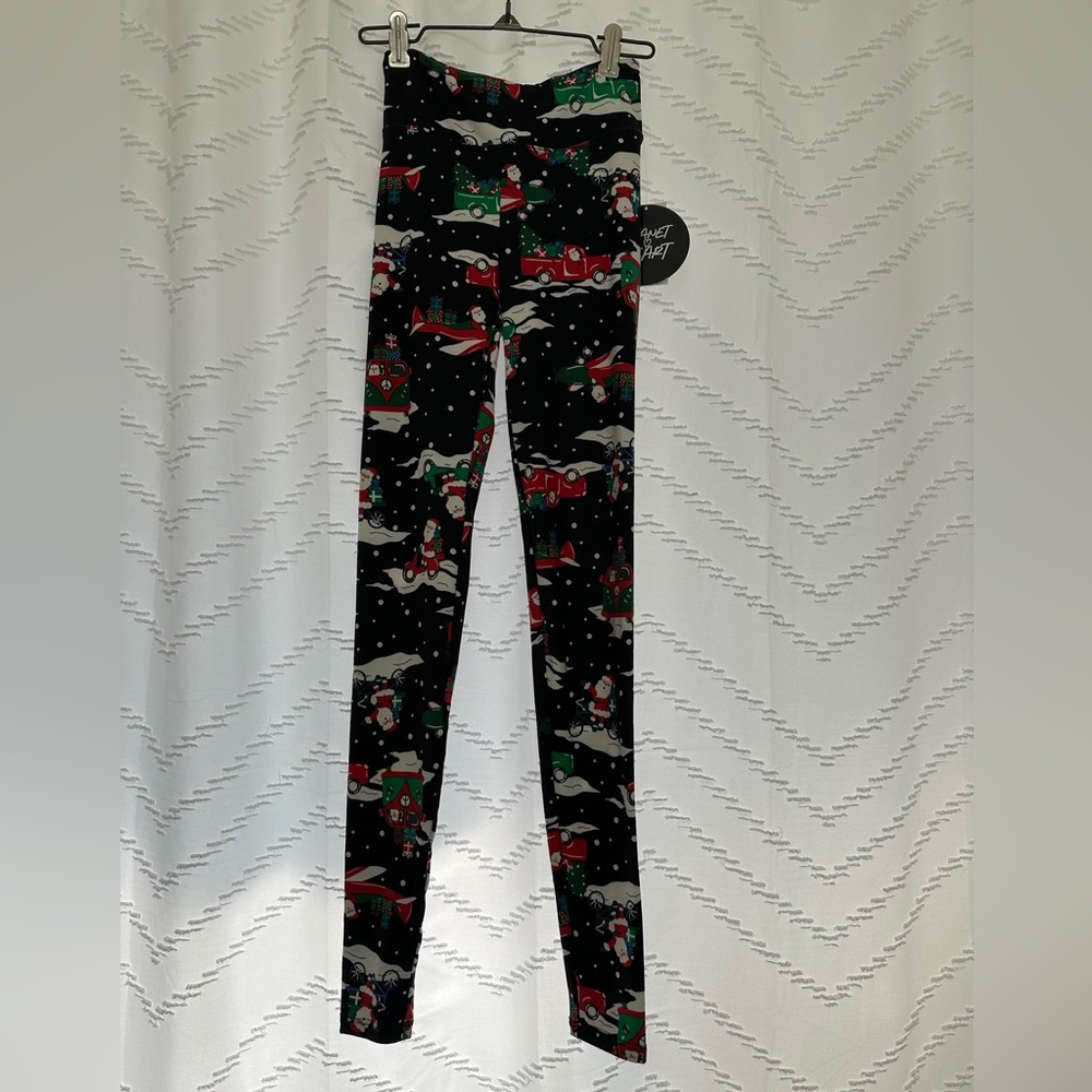 Holiday-Themed Women's Leggings - Black with Red and Green